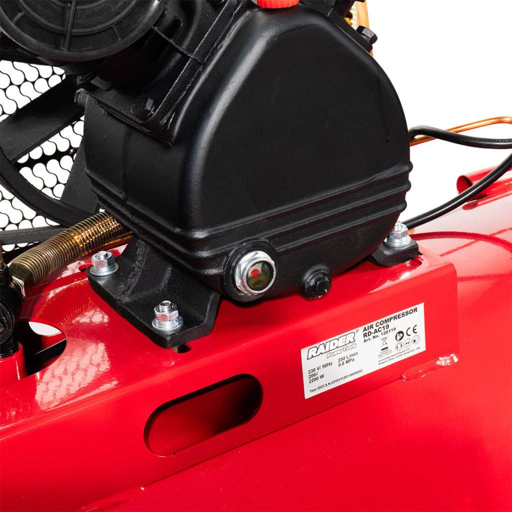 Vzduchový kompresor 200l 2,2kW 230V Raider RD-AC19