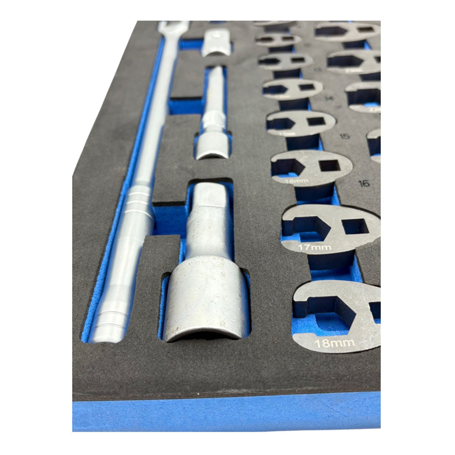 Penová vložka so sadou vidlicových nadstavcov kľúčov 32ks