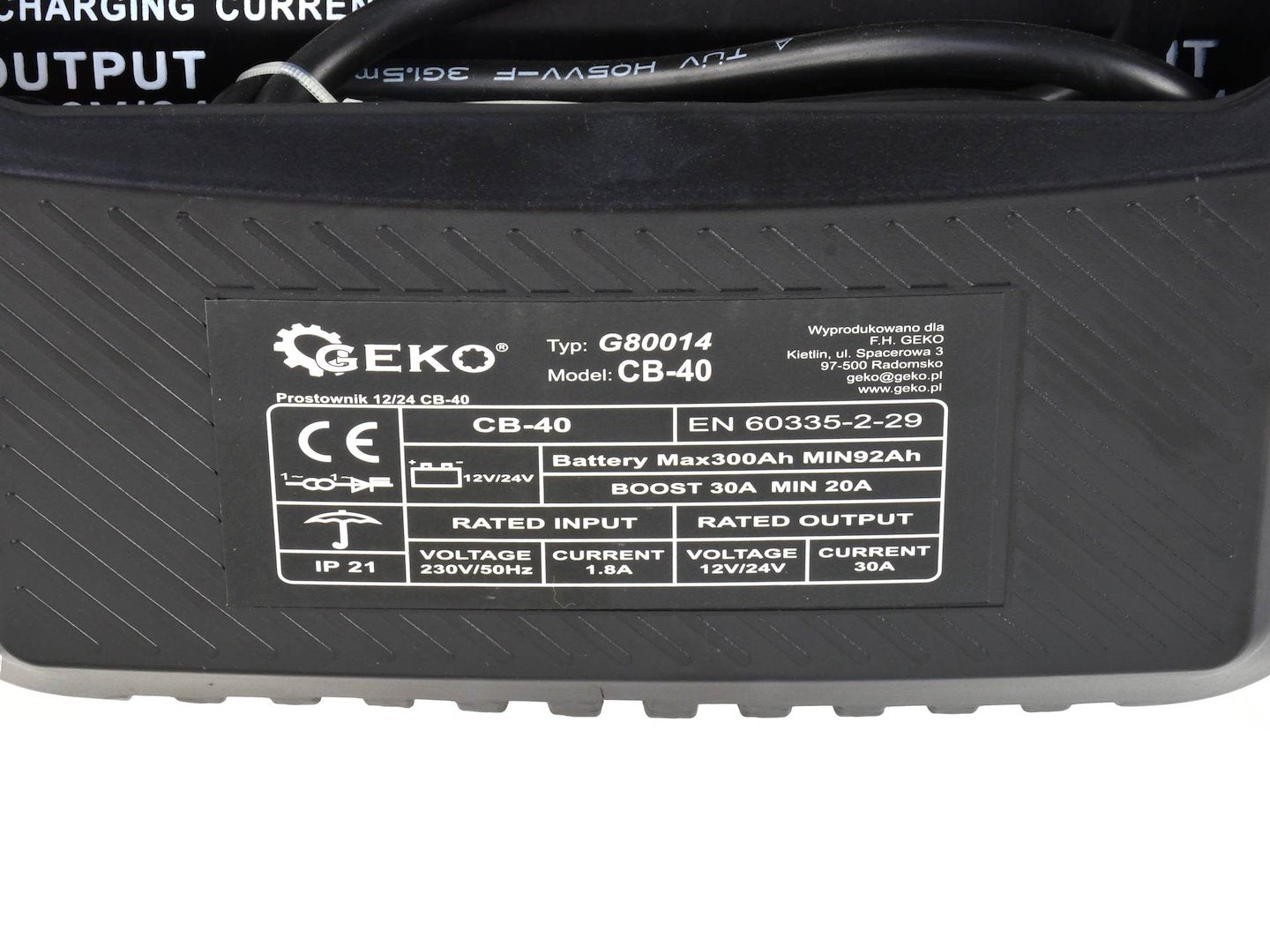 Nabíjačka autobatérií 12/24V CB-40, 20 - 30A na autobatérie 92 - 300Ah, Geko