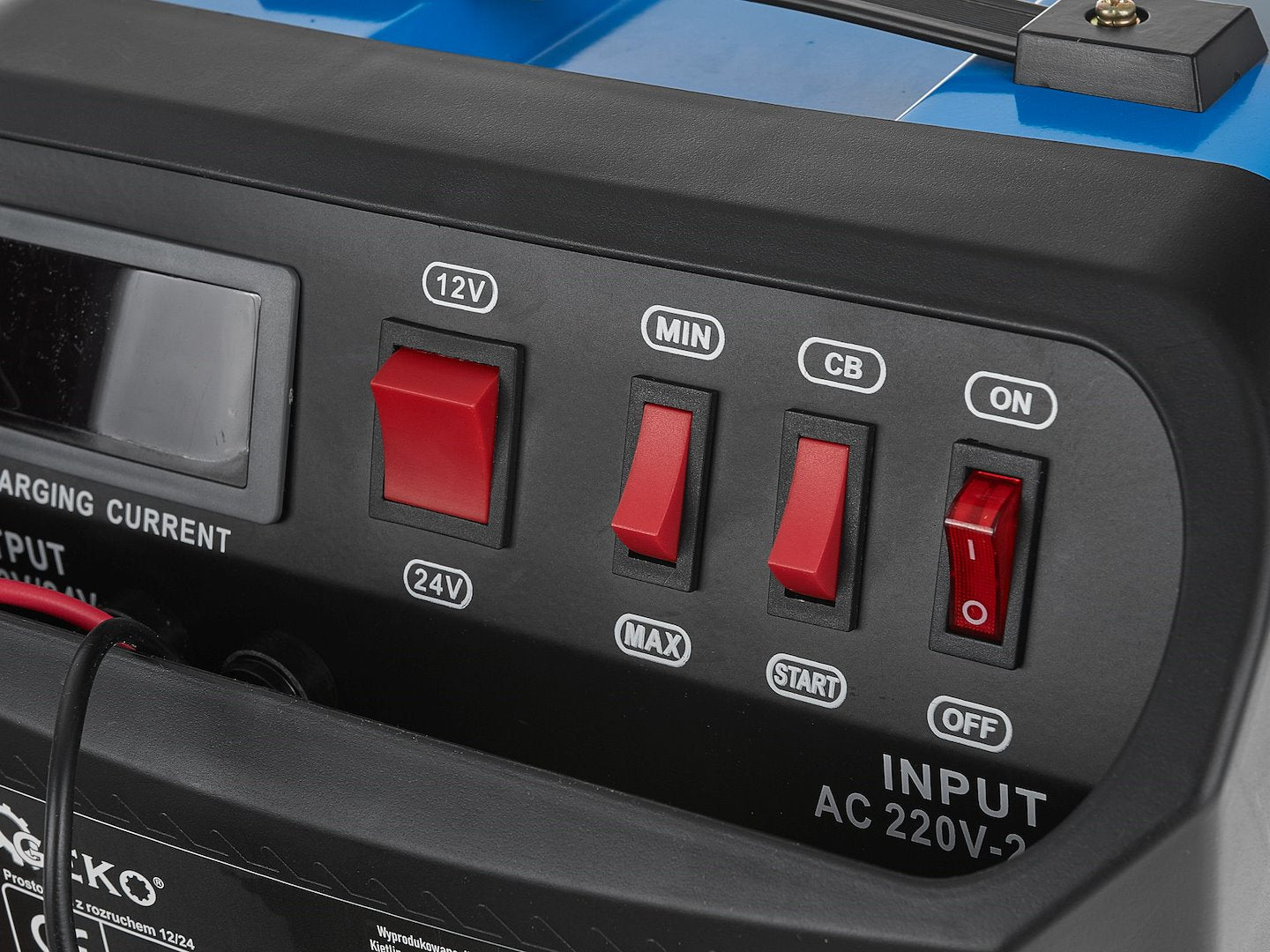 Nabíjačka autobatérií so štartérom CB50 12V /24V, 30A, pre batérie 20 - 380Ah