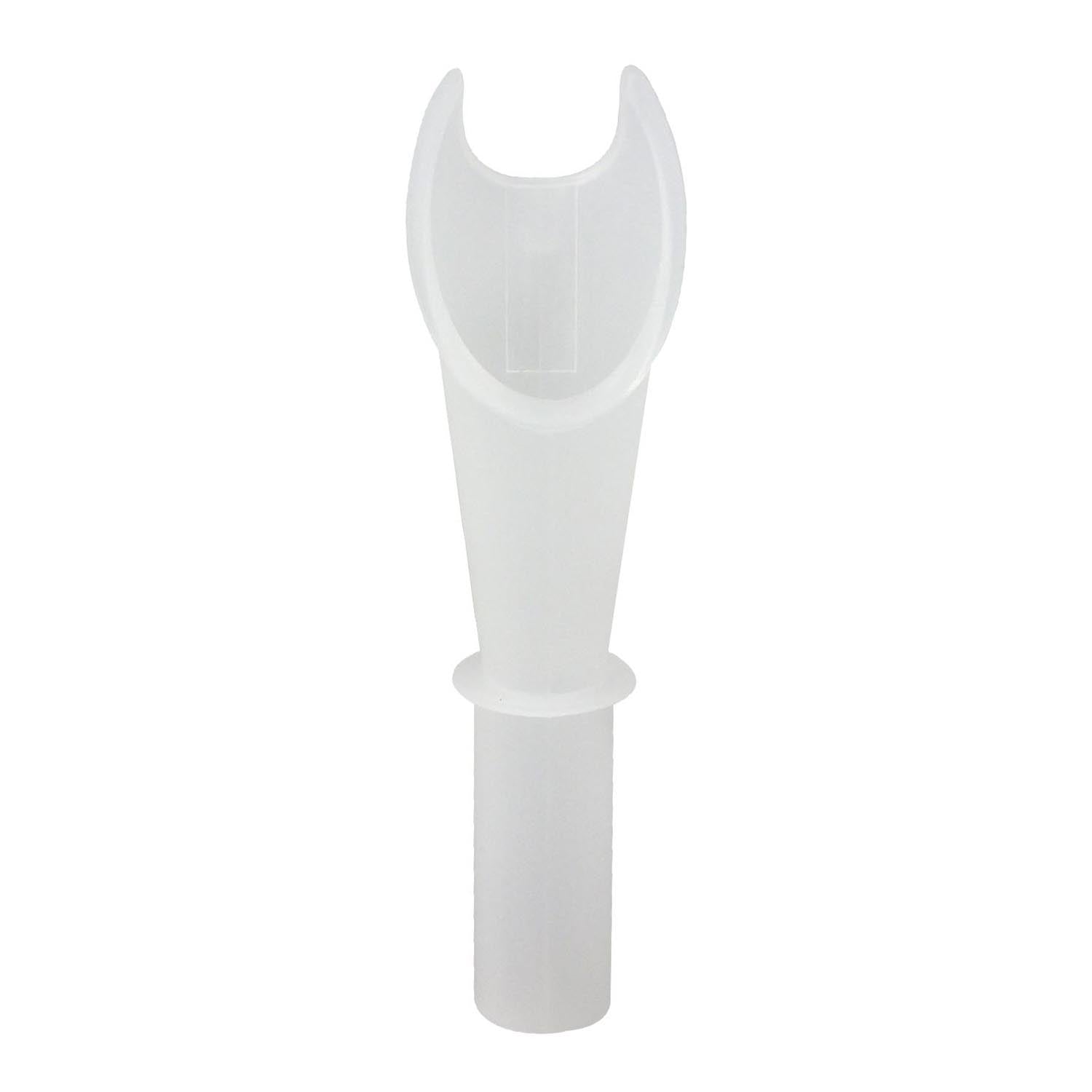 Lievik do nádrže na naftu