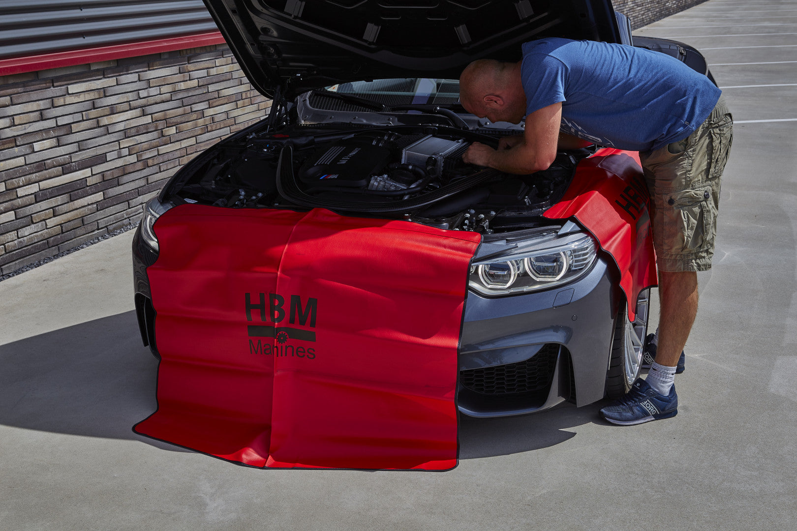 Ochranný poťah - plachta na blatník s magnetickou páskou 120 x 100cm HBM Machines Holandsko