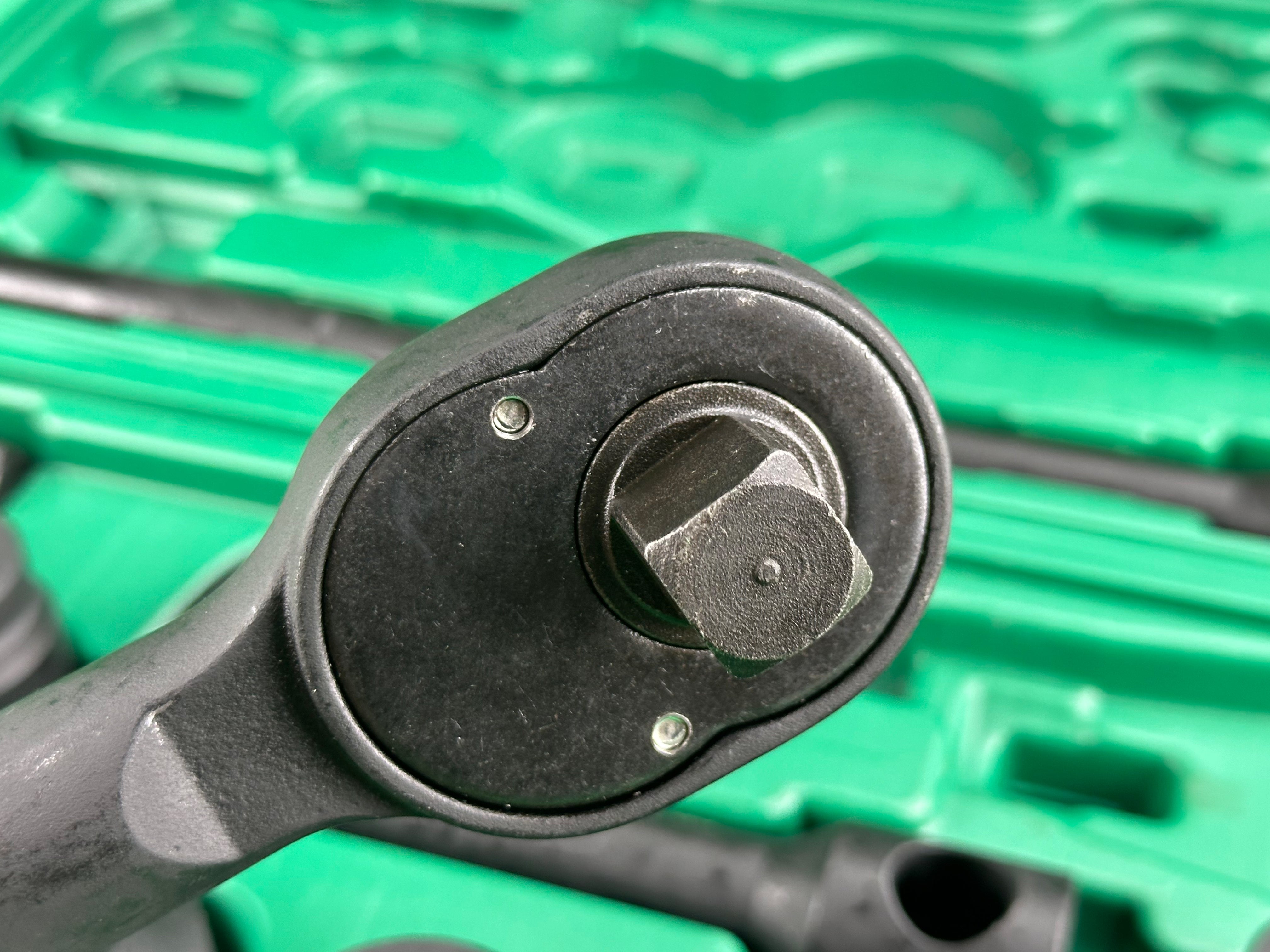 Sada rázových hlavíc v metrickom prevedení s račňou 3/4" – 1", 26 kusov – Gebo Tools