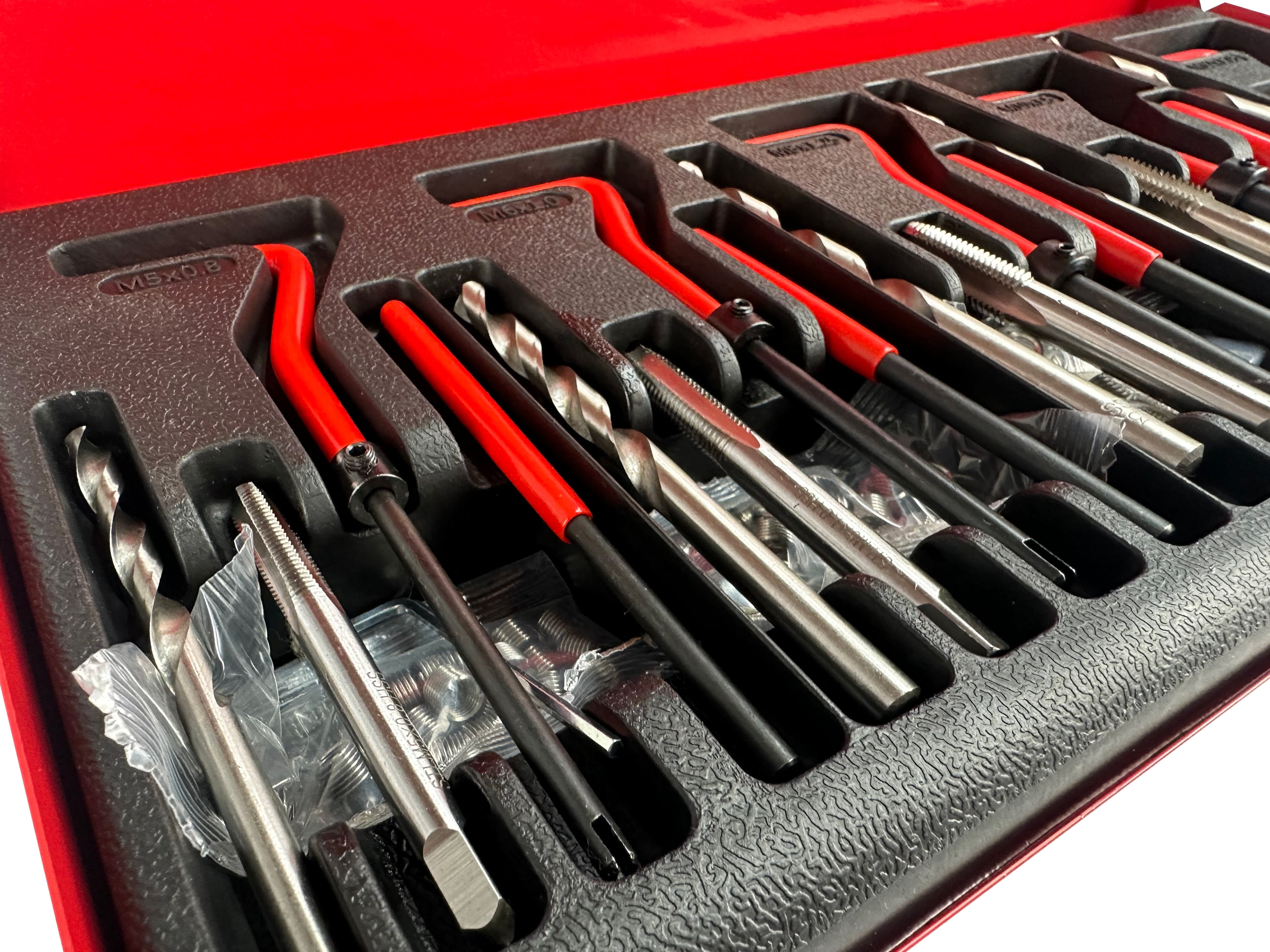 Sada na opravu závitov M5, M6, M8, M10, M12, 131ks Gebo Tools