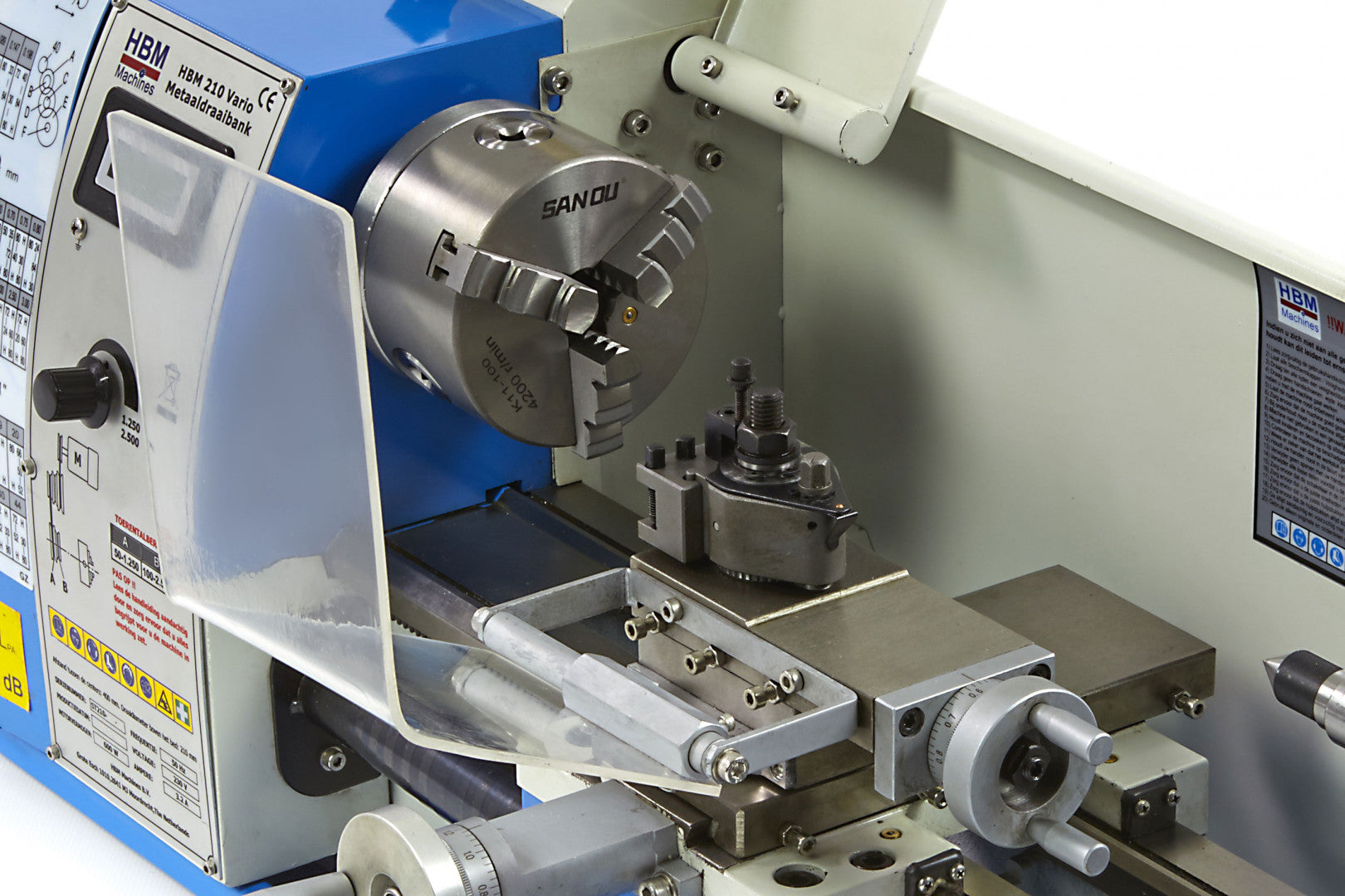 Variabilný kovový sústruh so systémom rýchlej výmeny držiakov 210 a0