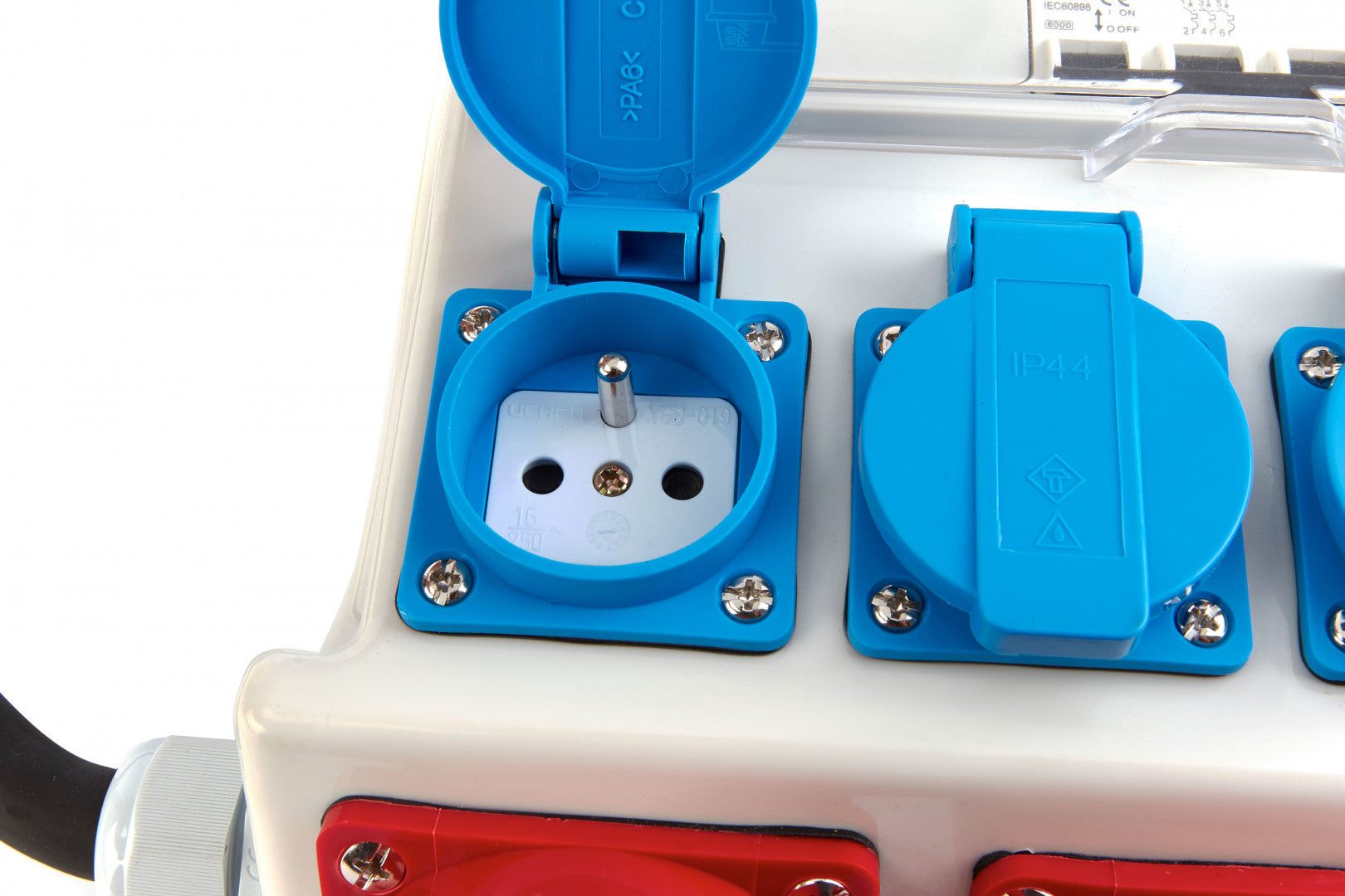 Prenosná rozvodná skrinka s istením 3 x 400V, 4 x 230V, IP44