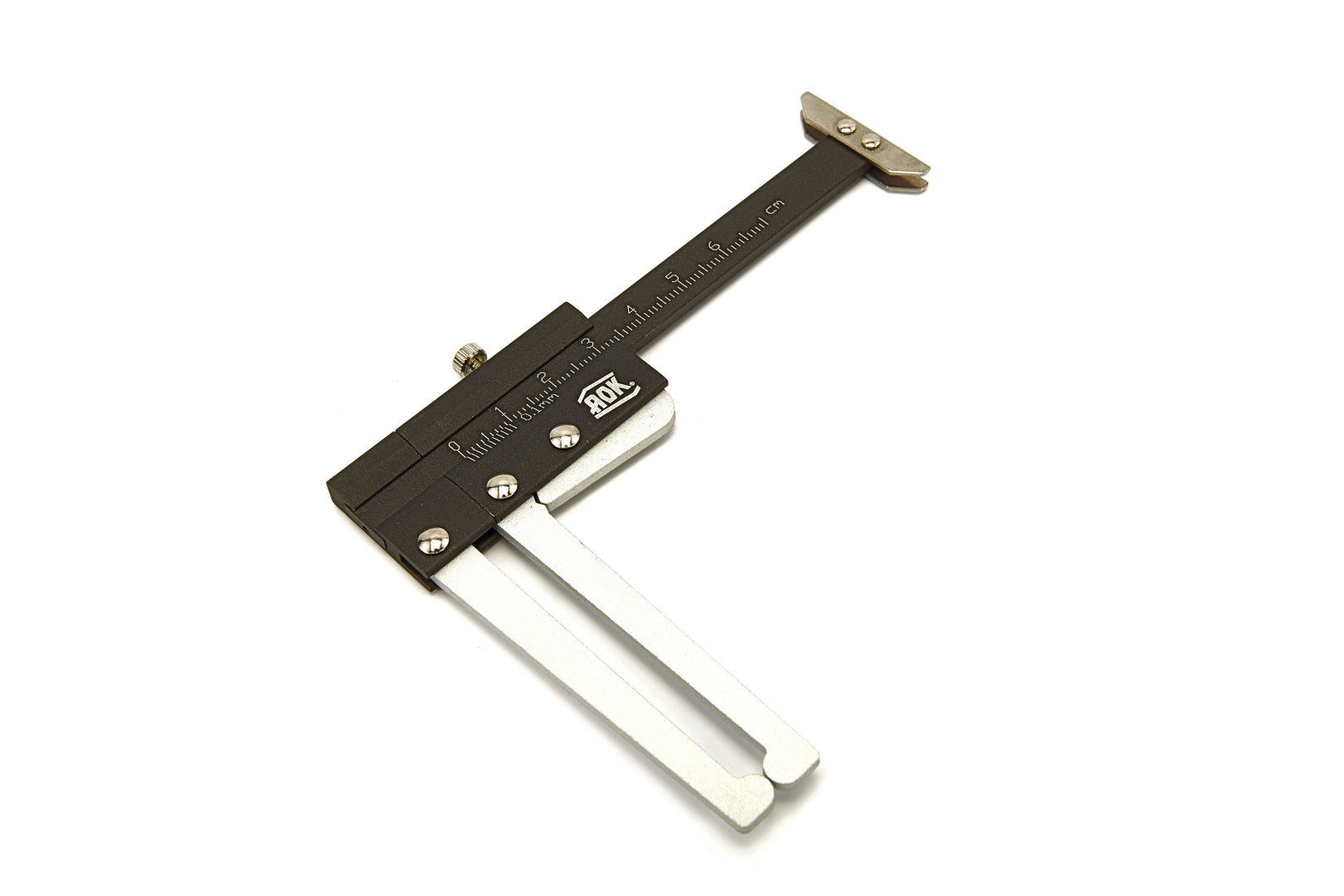 Zariadenie na meranie hrúbky brzdového kotúča a hĺbky dezénu pneumatiky