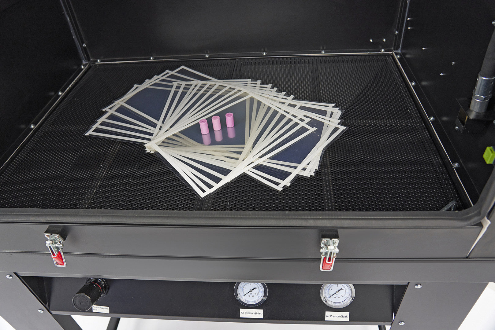 Pieskovacia kabína - box s vákuom a 2 odsávačmi SBC 990