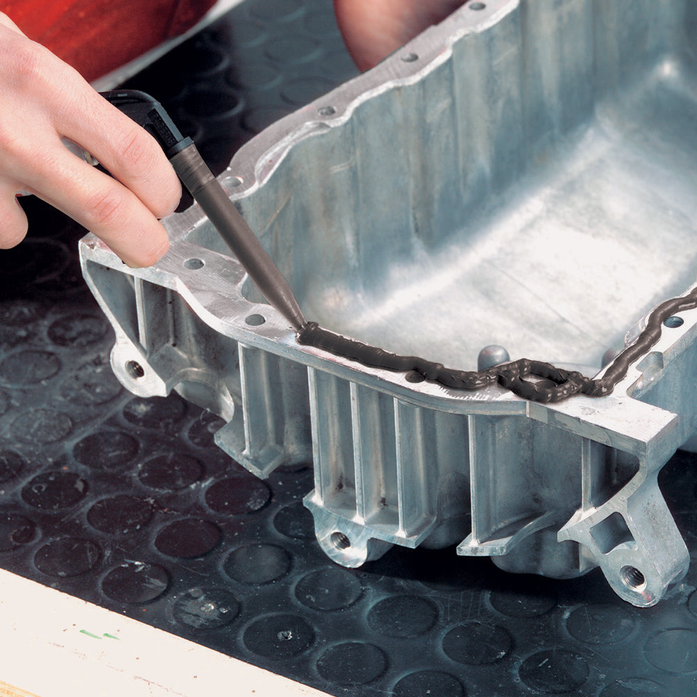 Lepiaca a tesniaca hmota - silikón čierny super RTV 200ml Wurth