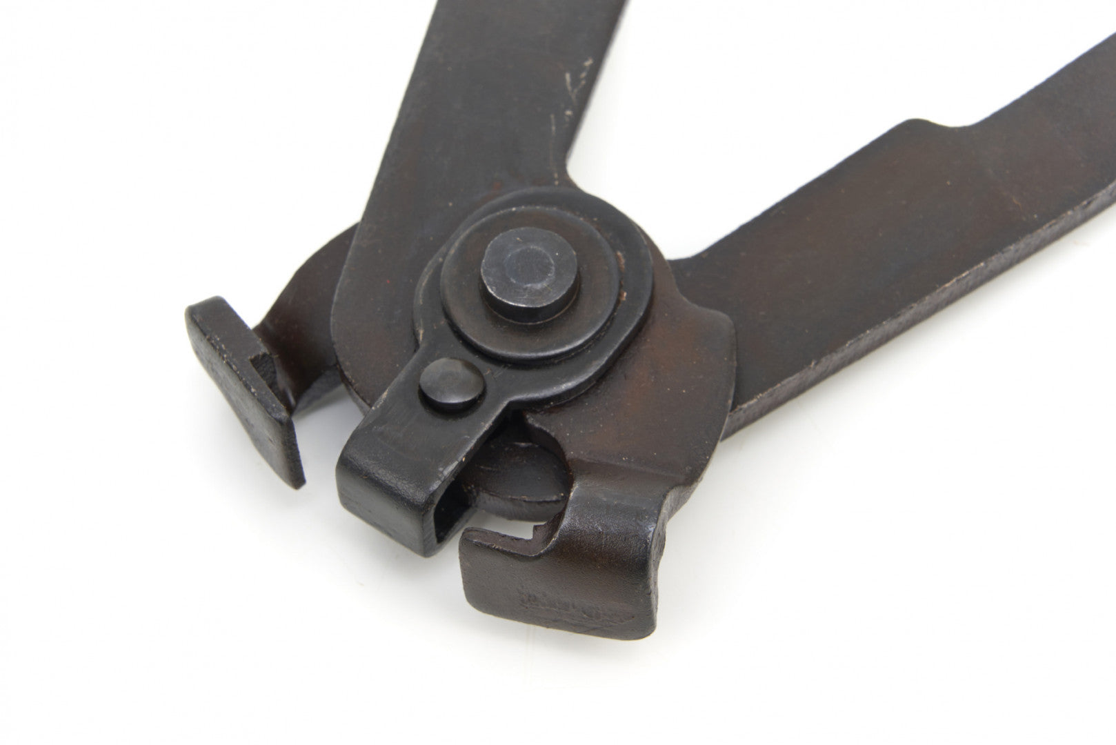 Kliešte na spony - manžety poloosí HBM