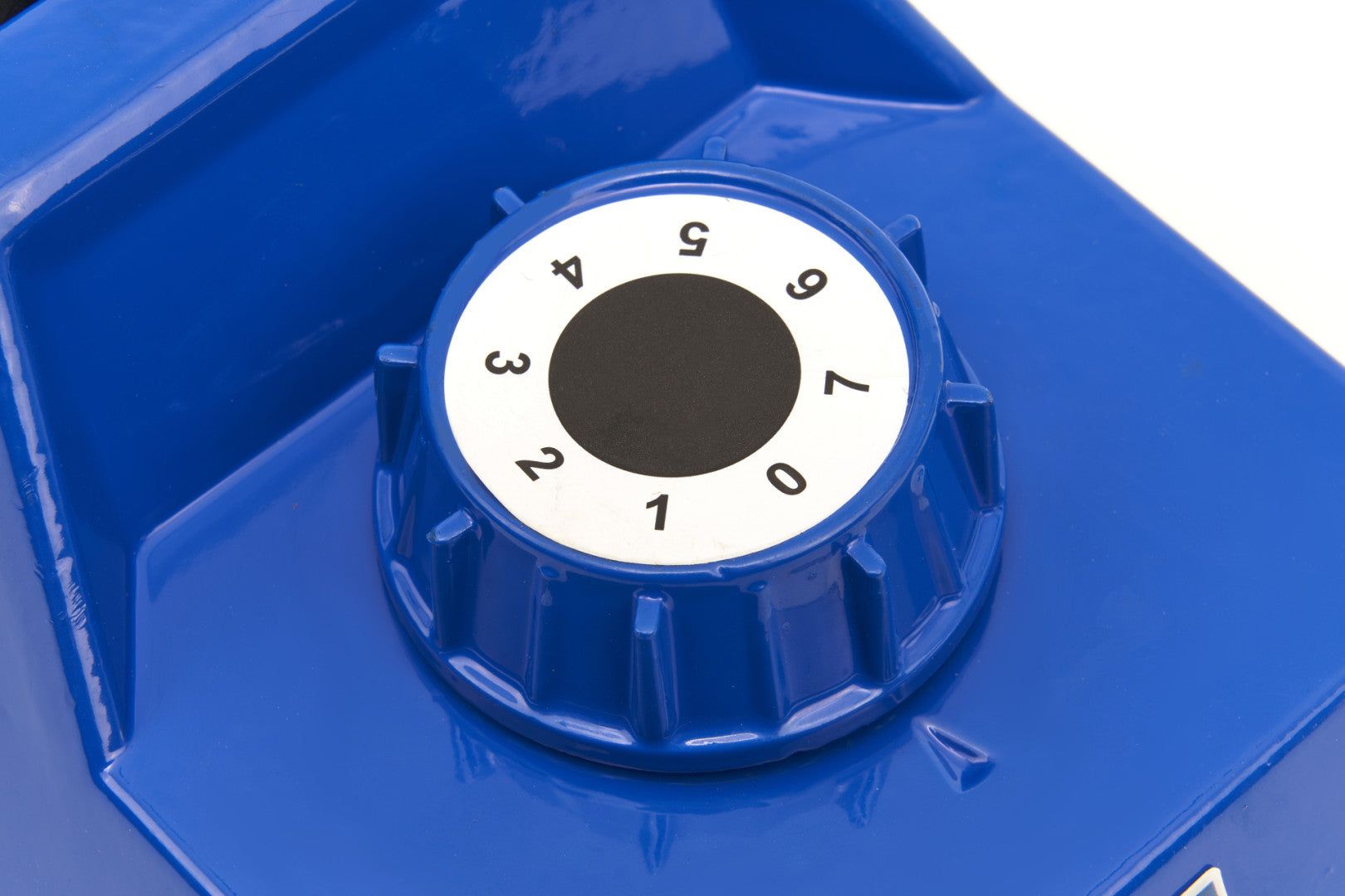 Kolenový napinák na koberec, 7 polôh, 16 pinov HBM