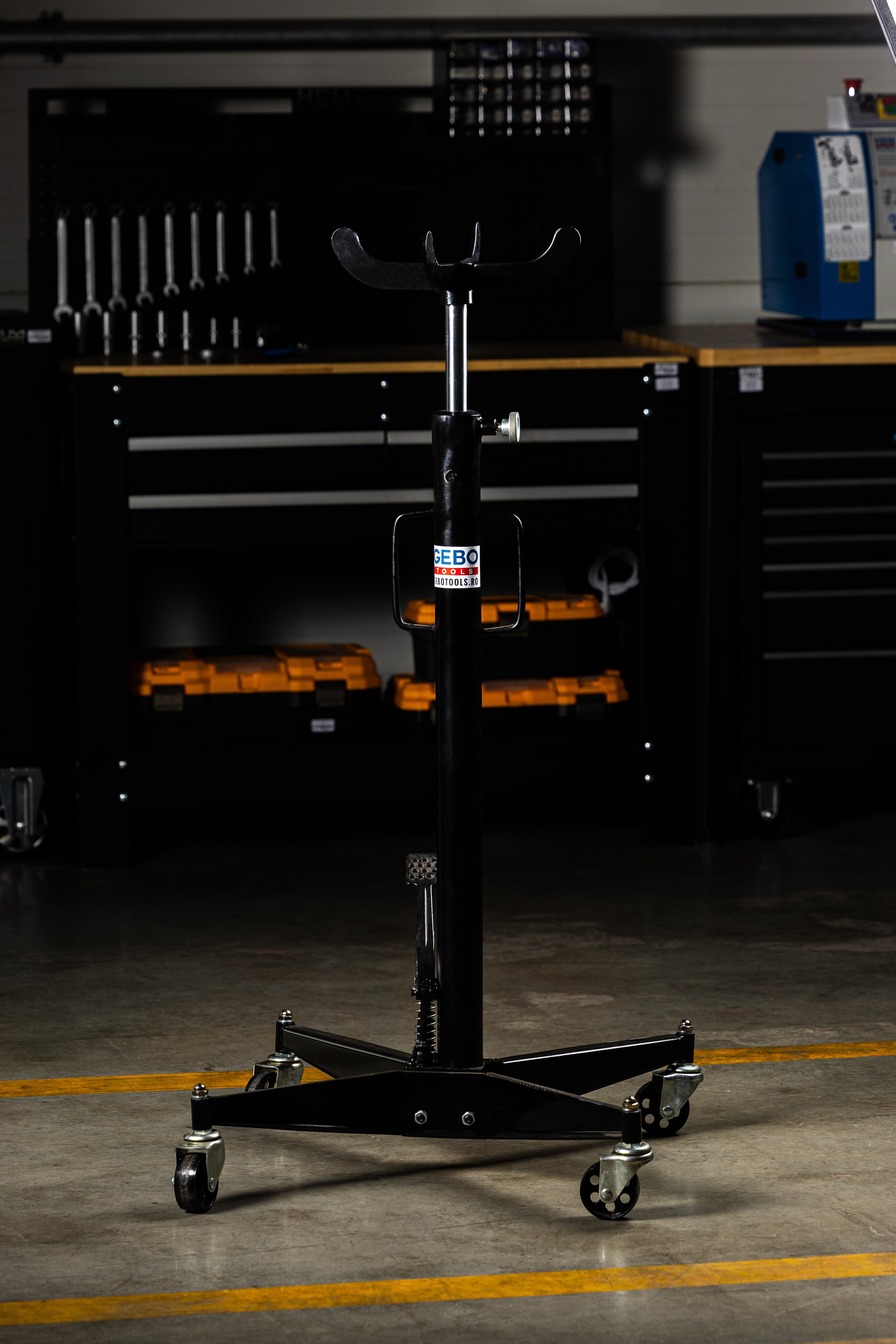 Hydraulický zdvihák prevodoviek 500kg HBM Machines