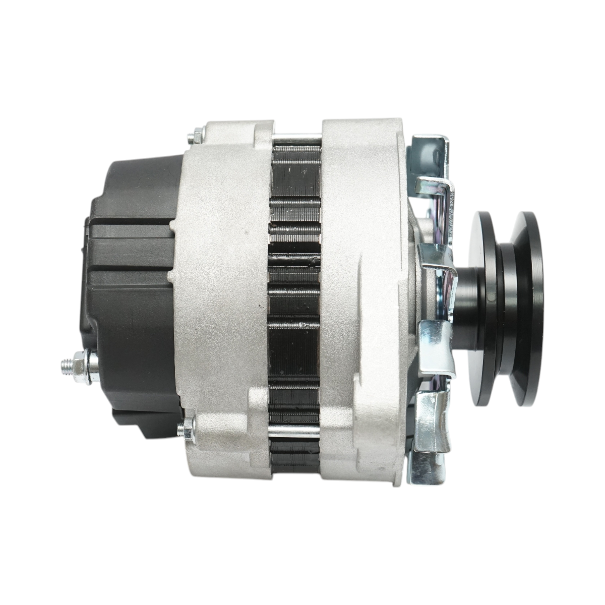 Alternátor 14V/65A pre Deutz, Case IH, Massey Ferguson, New Holland kód OEM 99457074, 1530354C1, 294393200, 294393700, 395250A1, 405078A1, 47134023, 500322671, 500322763