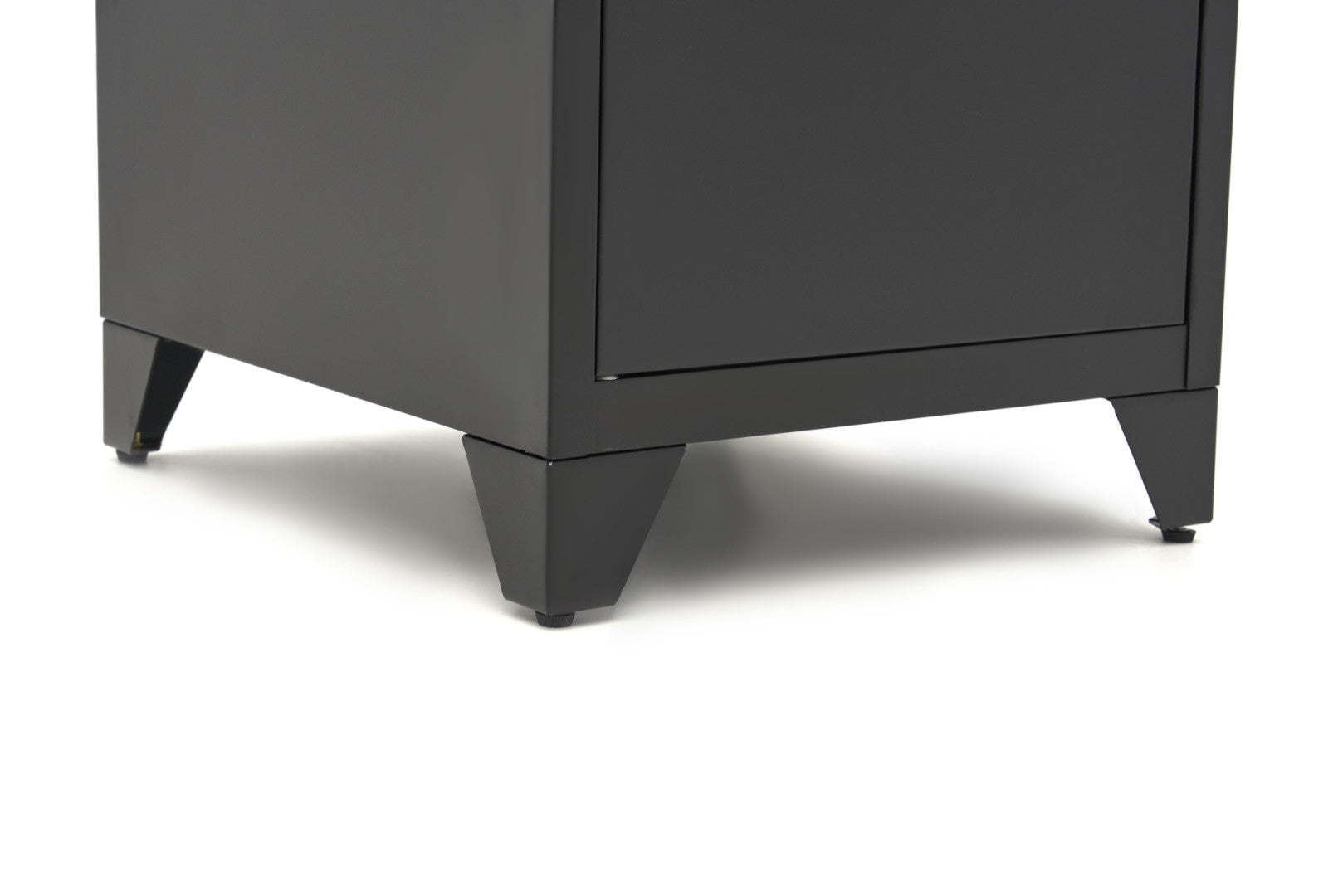 Dielenská šatníková skriňa čierna HBM