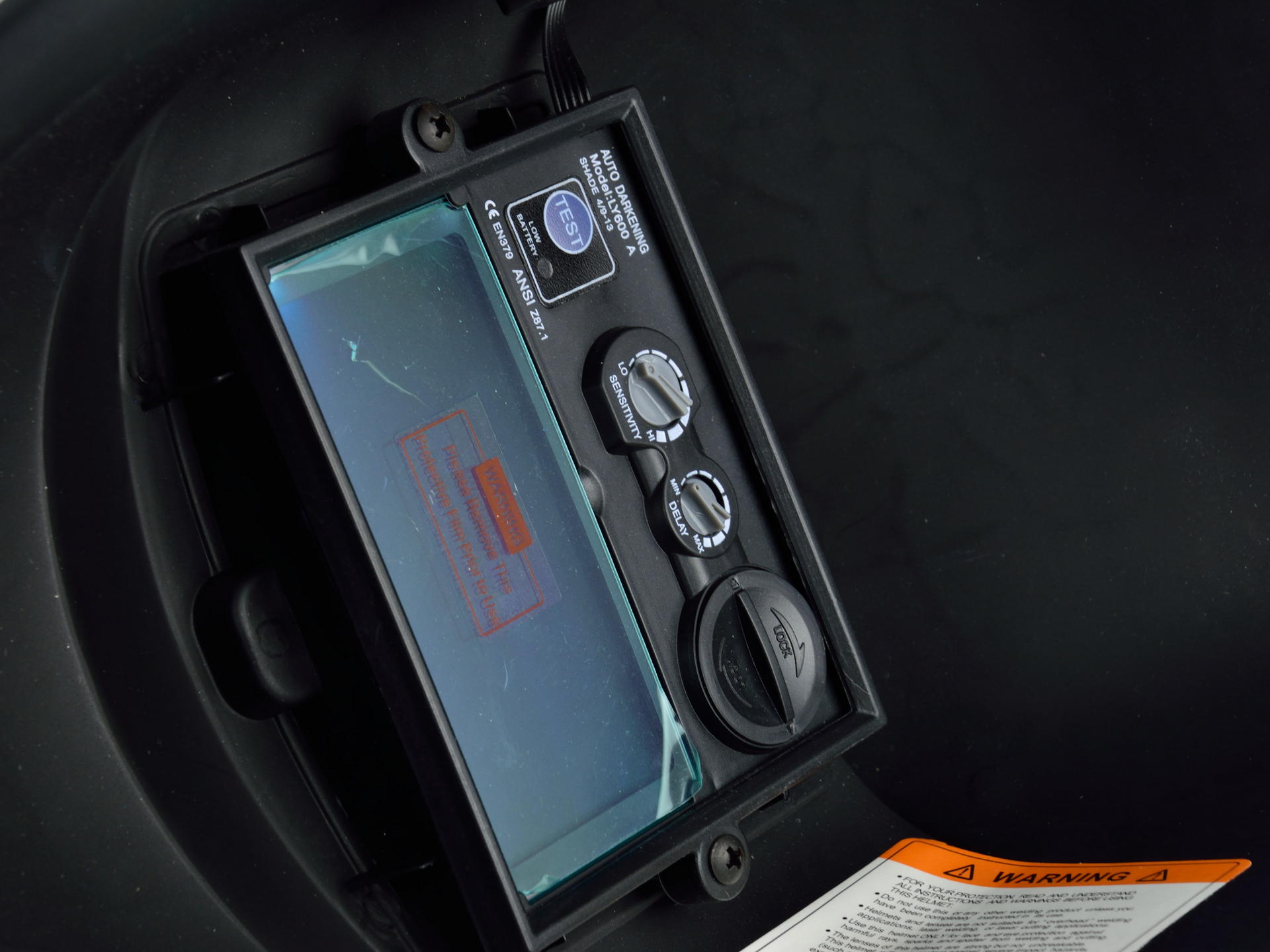 Zváracia maska s automatickým stmievacím filtrom Profi-Eagle Geko