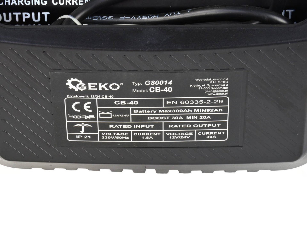 Nabíjačka autobatérií 12/24V CB-40, 20 - 30A na autobatérie 92 - 300Ah, Geko