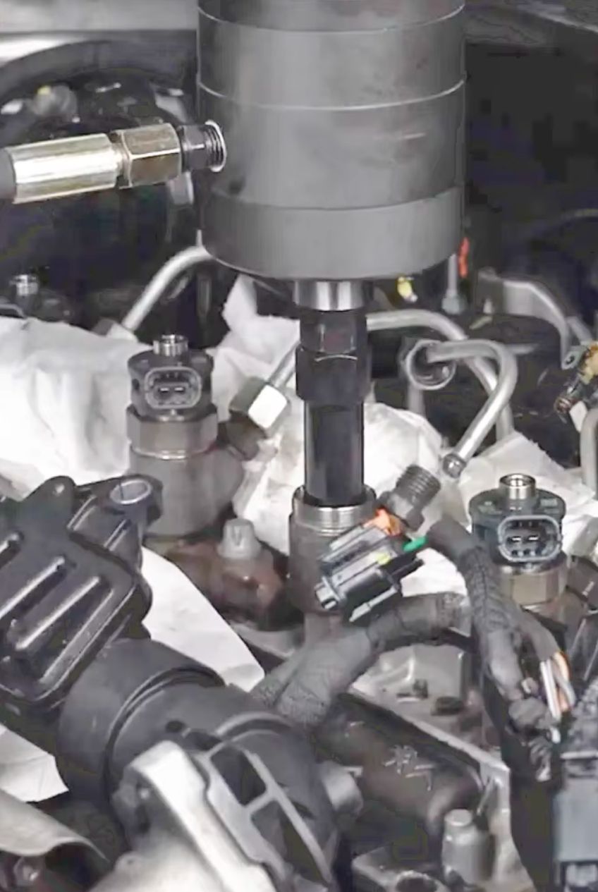 Pneumatický sťahovák vstrekovačov, 1000Nm, sada 21ks - Bosch, Delphi, Denso, Siemens