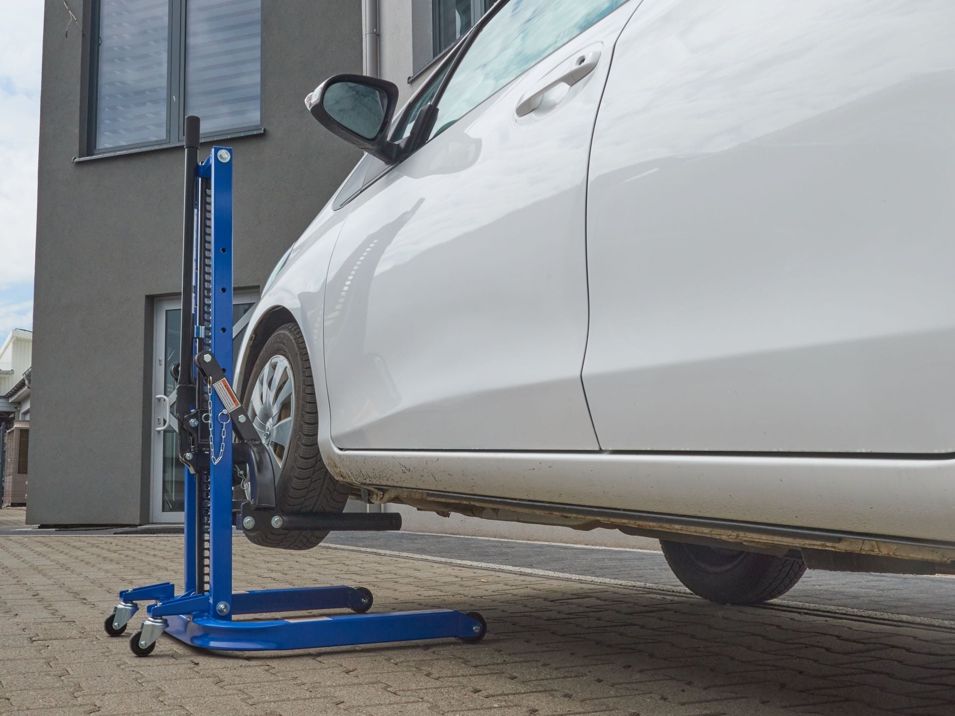 Hydraulický jednostĺpový zdvihák 2v1 816kg