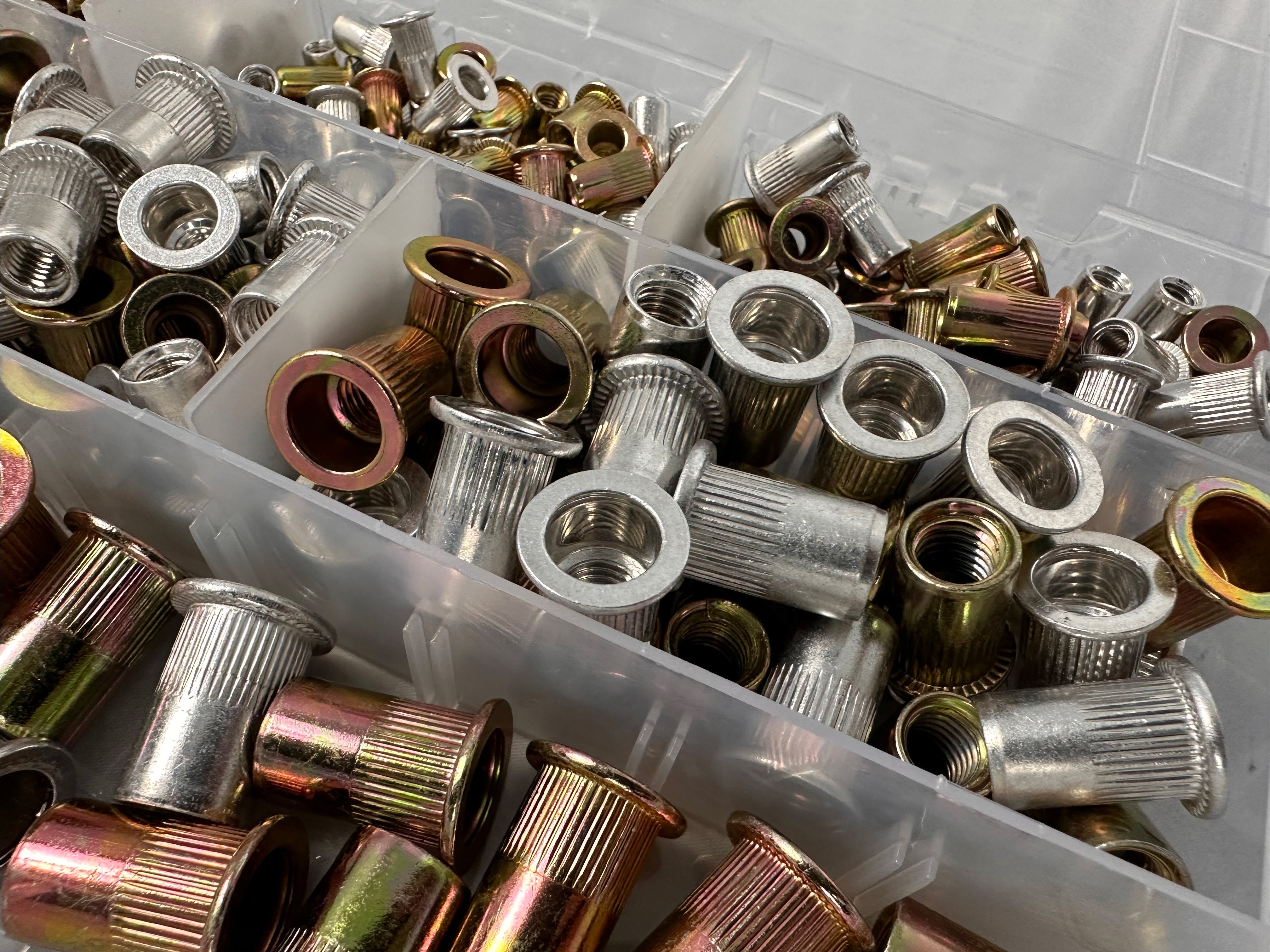 Sada nitovacích matíc M3 - M10, 300ks, Gebo Tools