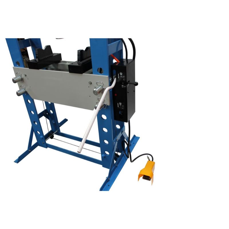 Hydropneumatický lis 100t