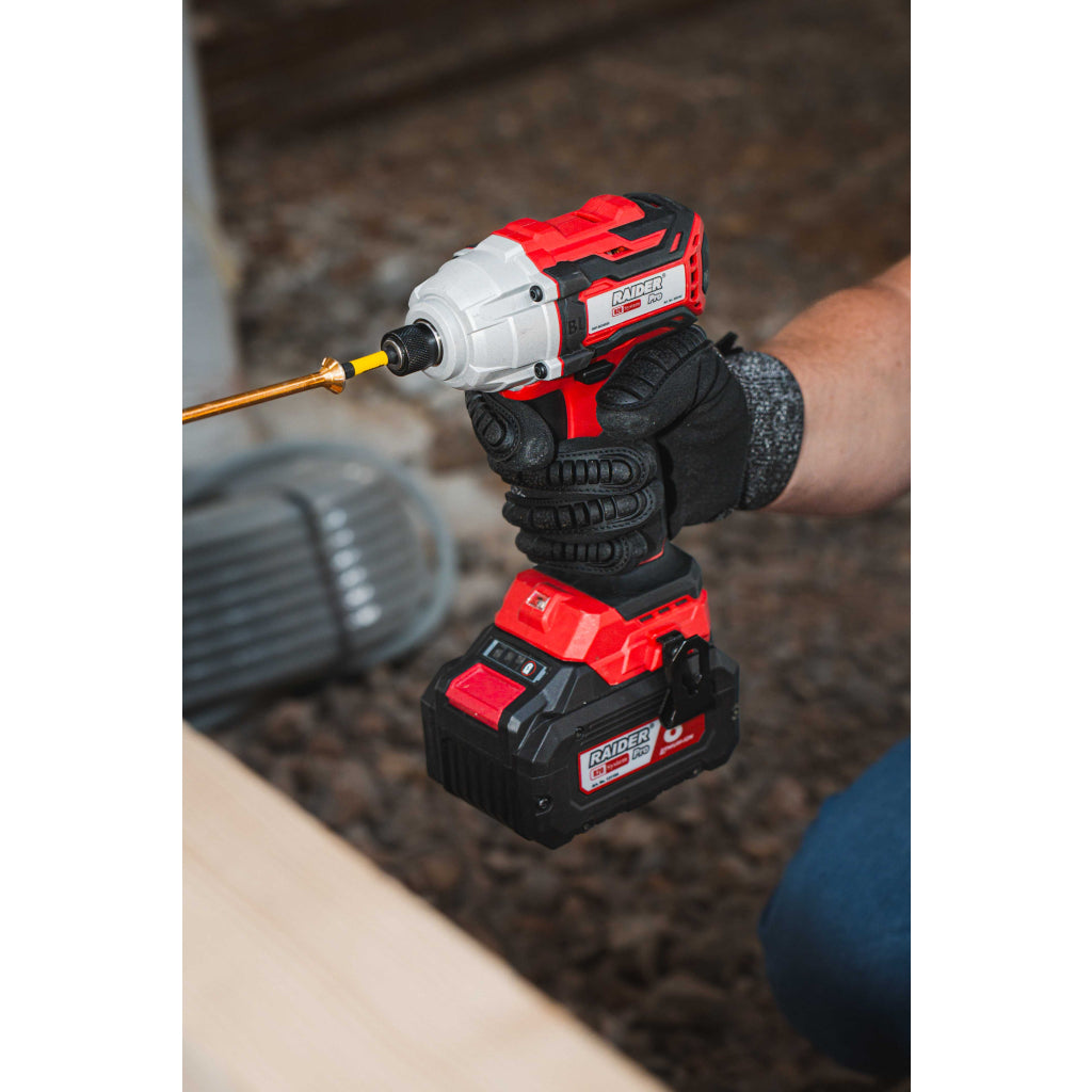 Rázový uťahovák 1/4 hex 180nm raider