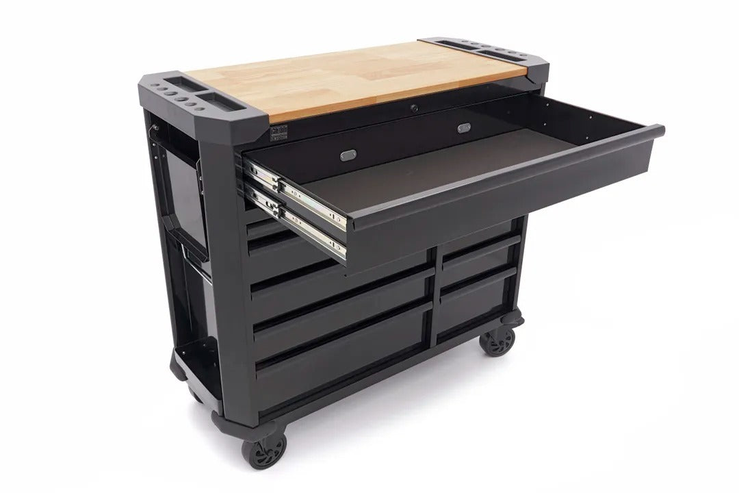 Skriňa na náradie s 11 zásuvkami a pracovným stolom 109cm HBM machines