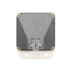 Univerzálny regulátor napätia / relé alternátora 24V, 3 piny, 74 × 91mm, rozstup montážnych otvorov 40mm, Breckner Germany