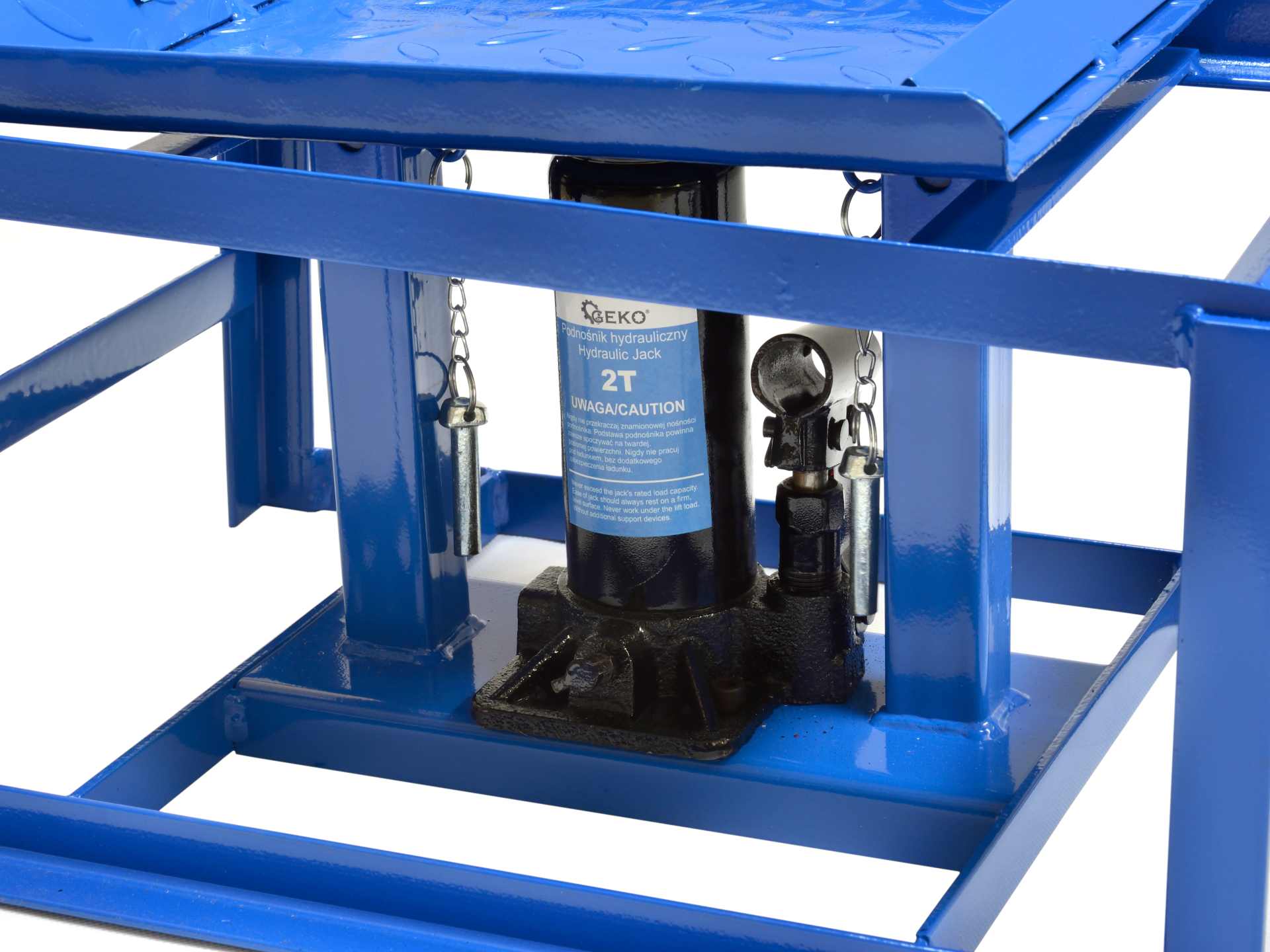 Autorampa s hydraulickým zdvihom 2t GEKO