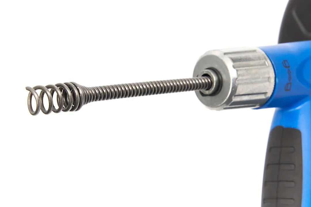 Špirála na čistenie odtokov 7,5 m, kompatibilná s vŕtačkou, pre potrubia s priemerom 30–50 mm, ideálna na drezy, odtoky a potrubia hbm holandsko