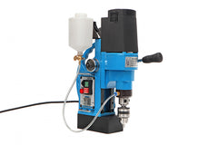 Magnetická vŕtačka so základňou