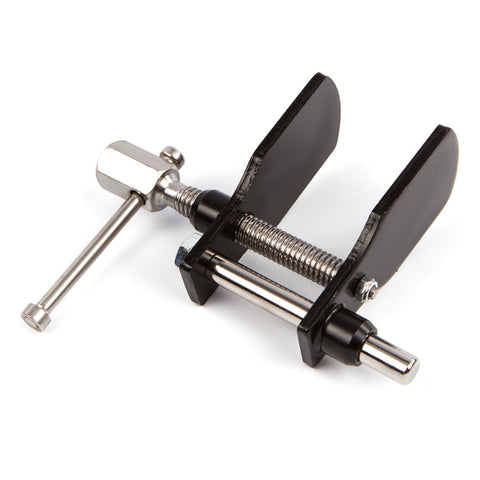 Univerzálny lis na piesty brzdových strmeňov