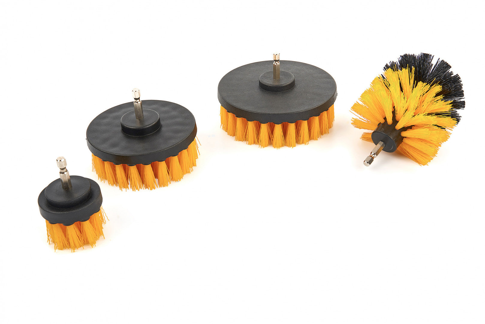 Sada 4 čistiacich kefiek s adaptérom na vŕtačku