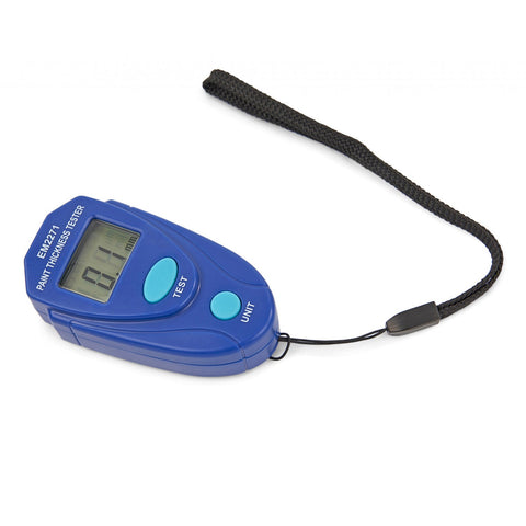 Tester na meranie hrúbky vrstvy laku na aute