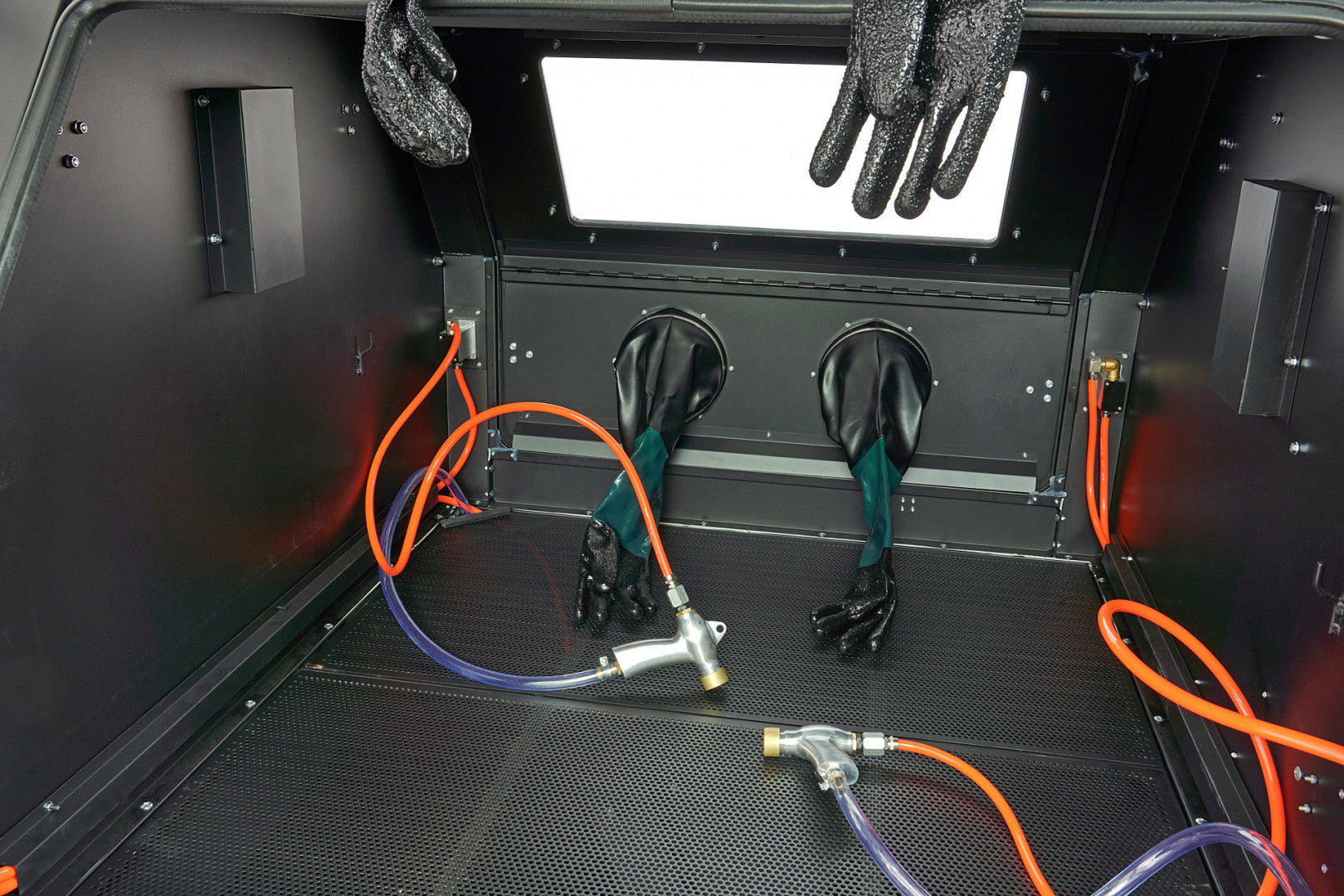 Pieskovacia kabína - box 1200l HBM