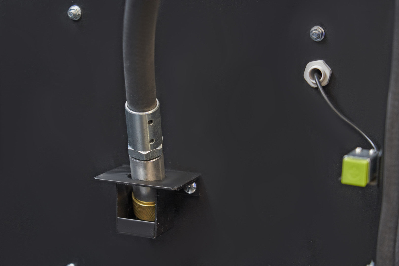 Pieskovacia kabína - box s vákuom a 2 odsávačmi SBC 990