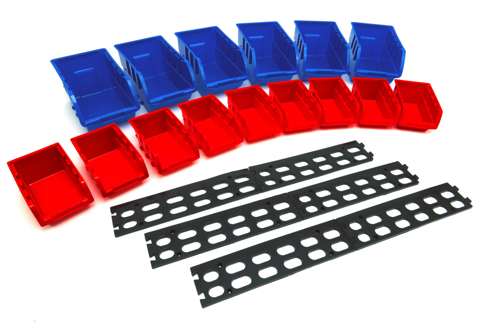 Sada 15 úložných boxov so závesnou lištou na stenu hbm machines holandsko