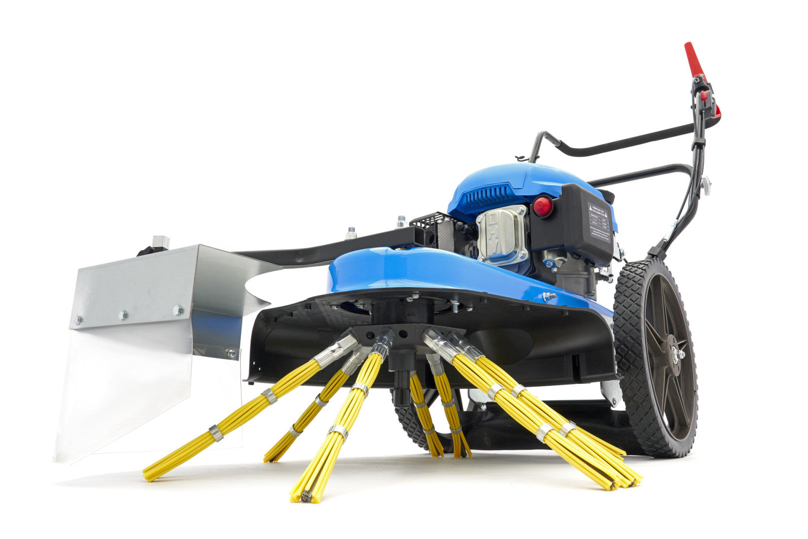 Zametací stroj s benzínovým motorom 173 cm³ a kefou na odstraňovanie buriny hbm