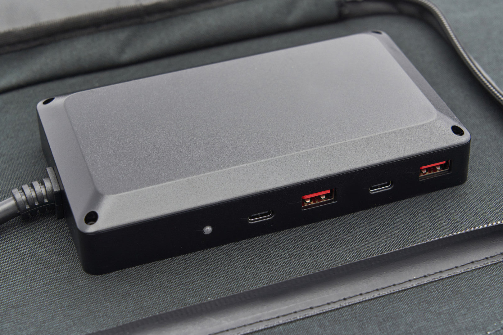 Skladací solárny panel 400w hbm