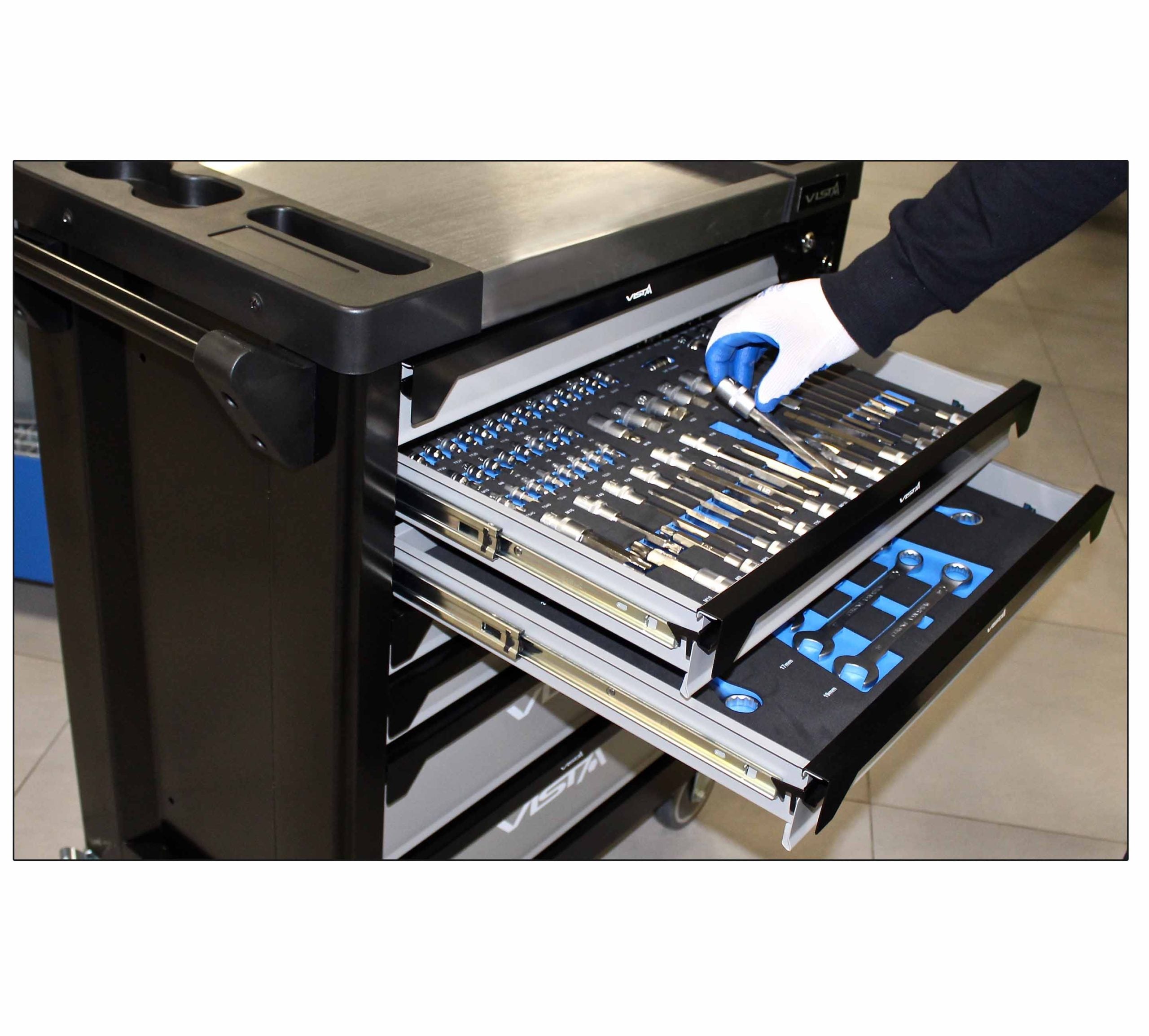 Profesionálna skrinka - dielenský vozík s náradím, so 7 zásuvkami, 6 vložiek, 257ks náradia Asta Poľsko