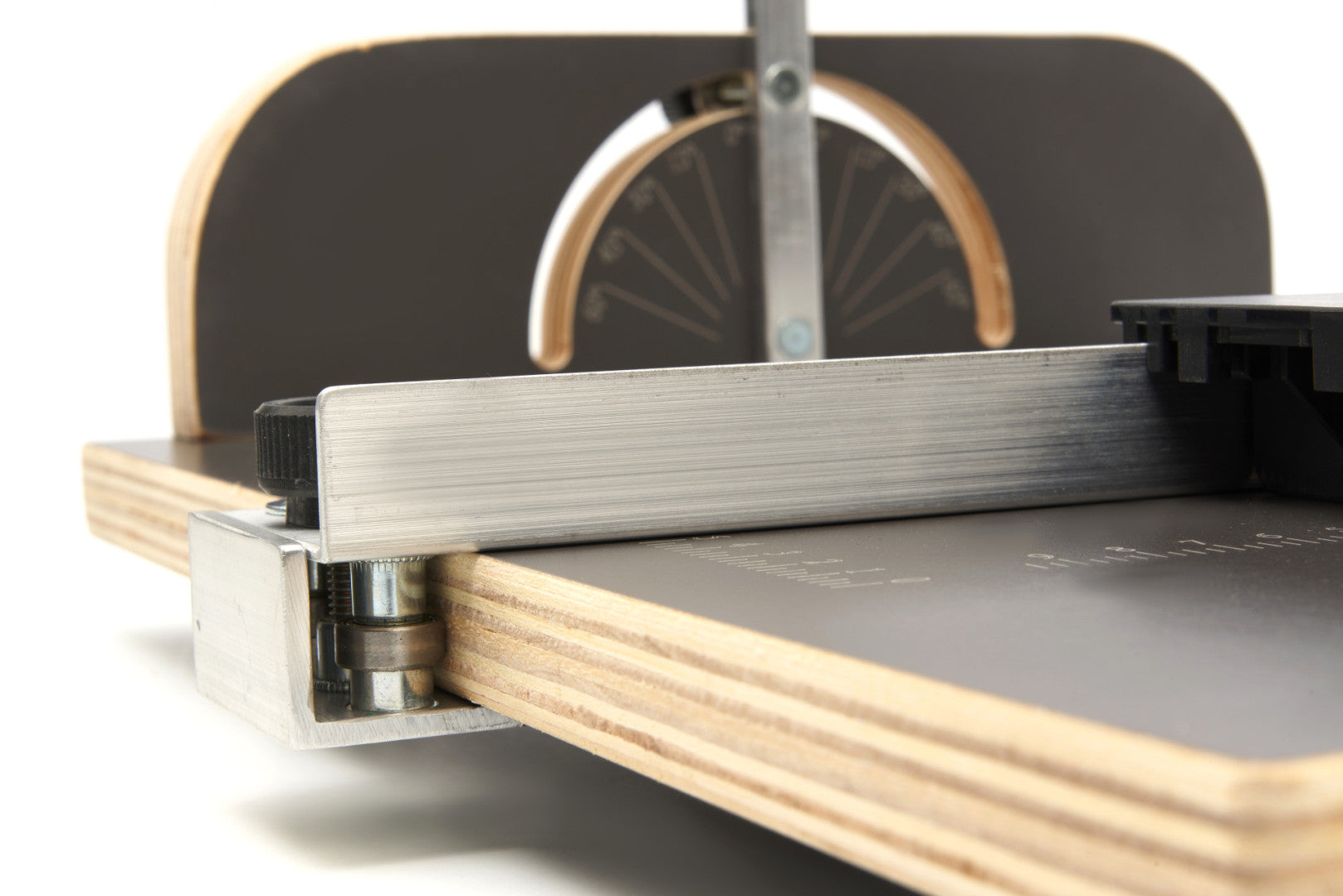 Zariadenie na rezanie polystyrénu 18 w hbm