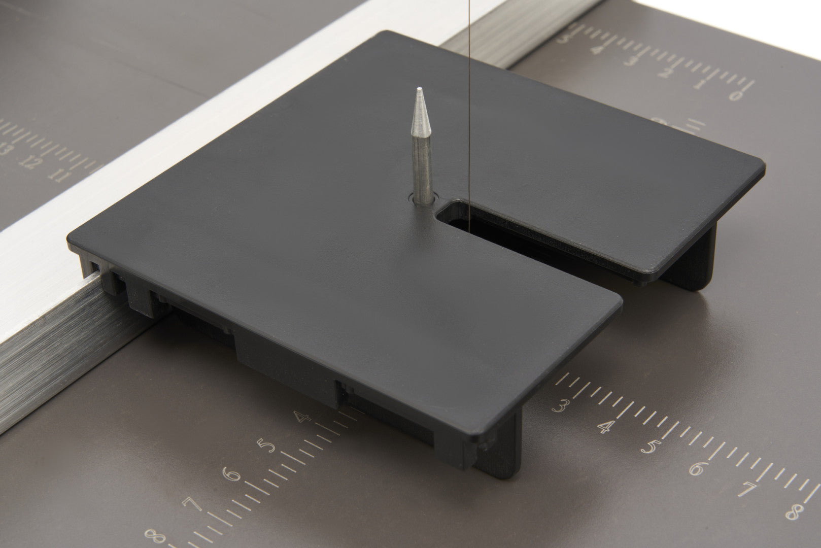 Zariadenie na rezanie polystyrénu 18 w hbm