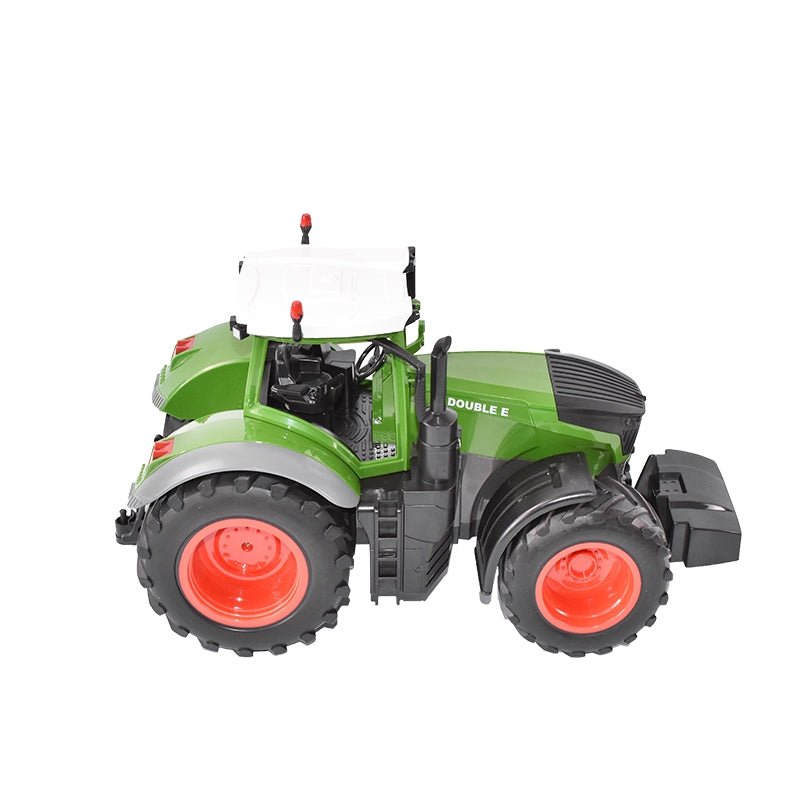 Hračkársky traktor na diaľkové ovládanie doubleE RC 1:16 2,4GHz, svetlá, zvuky, dosah 25m, rýchlosť 2,16km/h