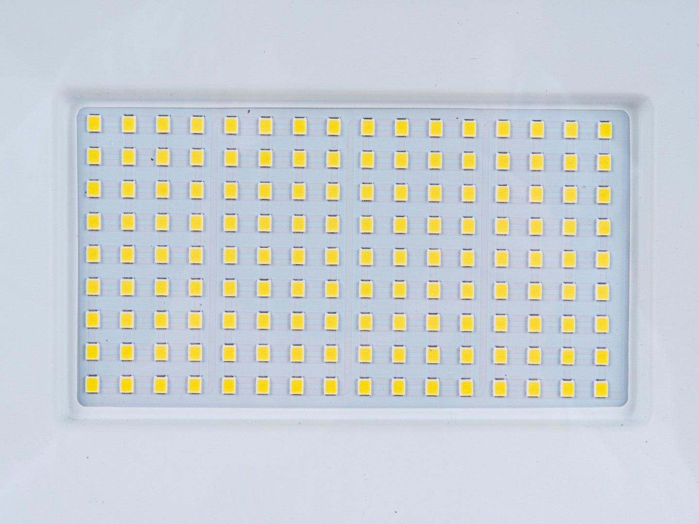 LED reflektor 2 × 100W, 6500K, s nastaviteľným statívom