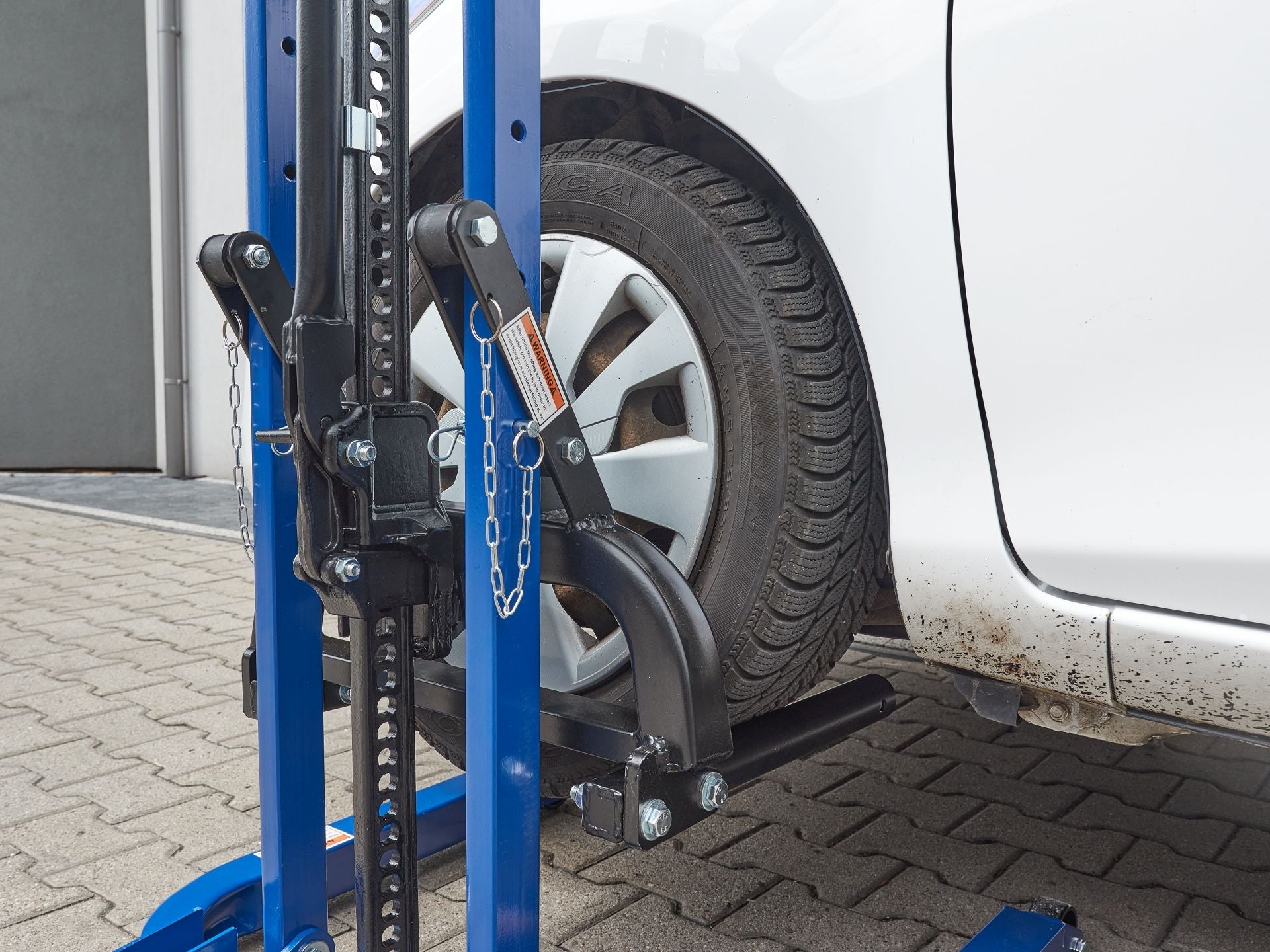 Hydraulický jednostĺpový zdvihák 2v1 816kg