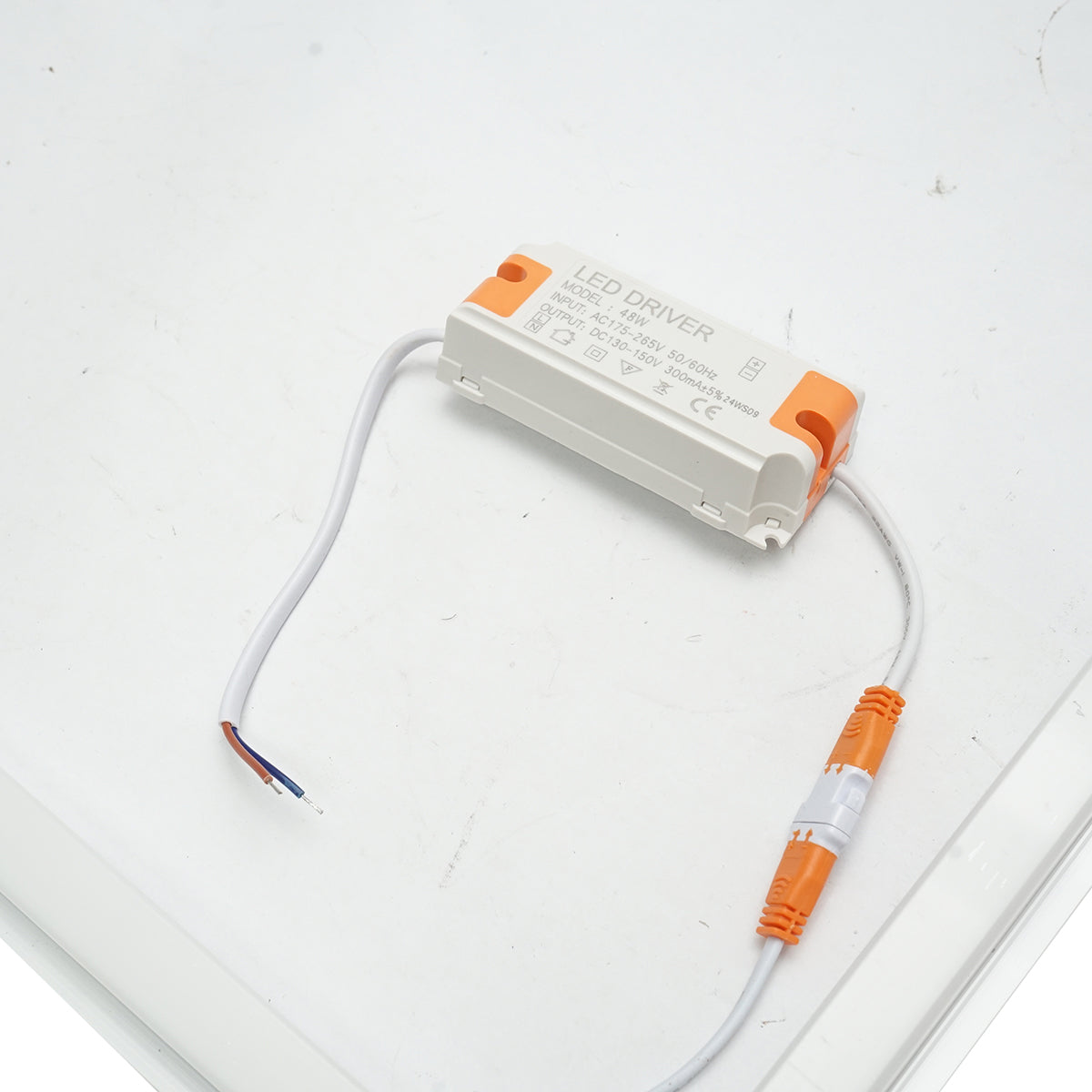 Slim LED panel 48W, 220V, 595 × 595 × 7mm, do kazetového stropu Breckner Germany
