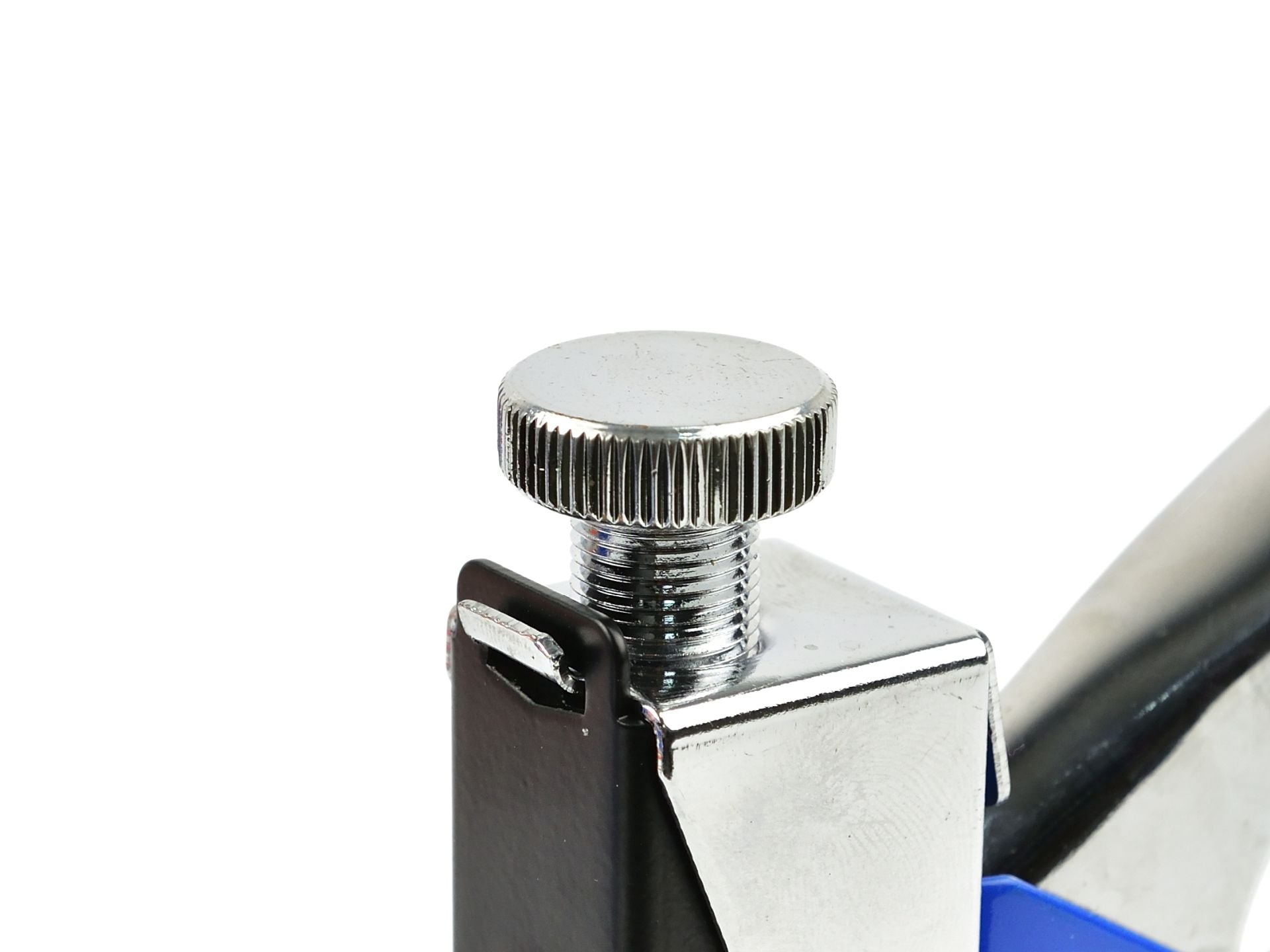 Sponkovač 3 v 1 na čalúnenie so 600 sponkami